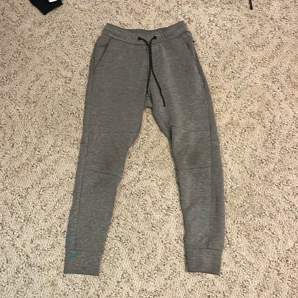 Grey American Eagle sweatpants